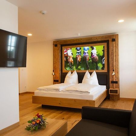 Gasthof & Hotel Bichler Emmering  エクステリア 写真