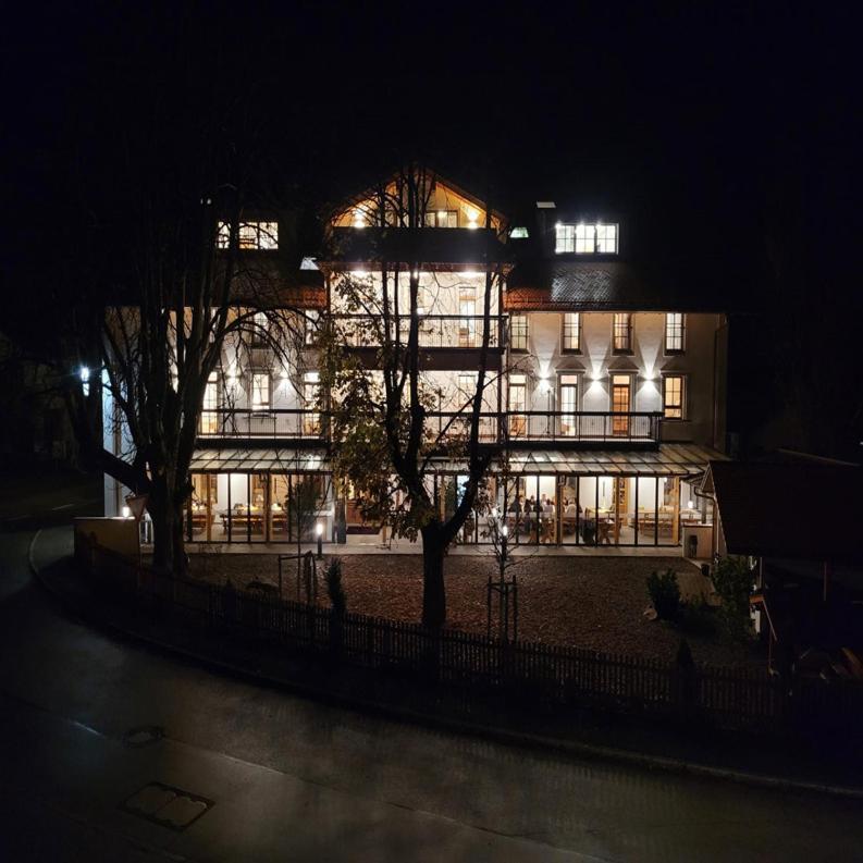 Gasthof & Hotel Bichler Emmering  エクステリア 写真