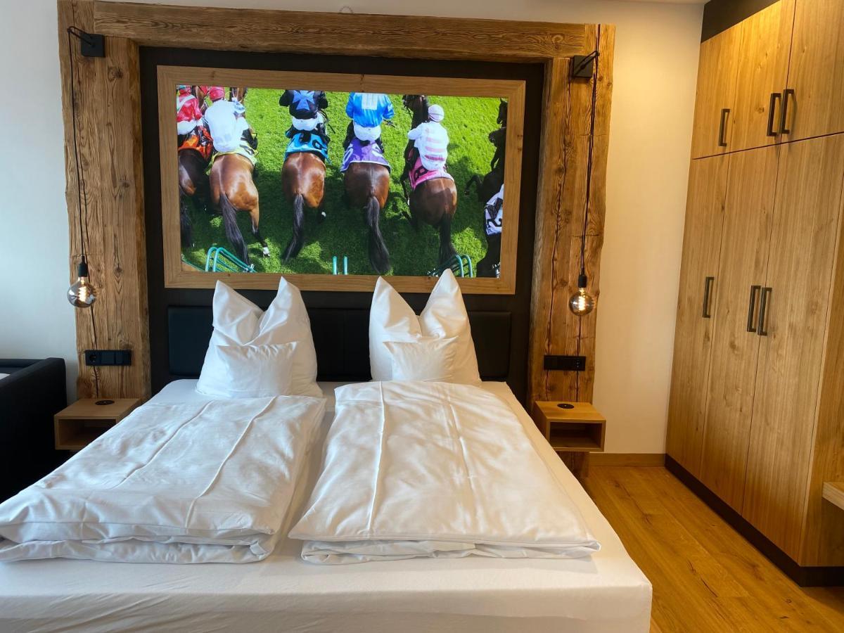 Gasthof & Hotel Bichler Emmering  エクステリア 写真
