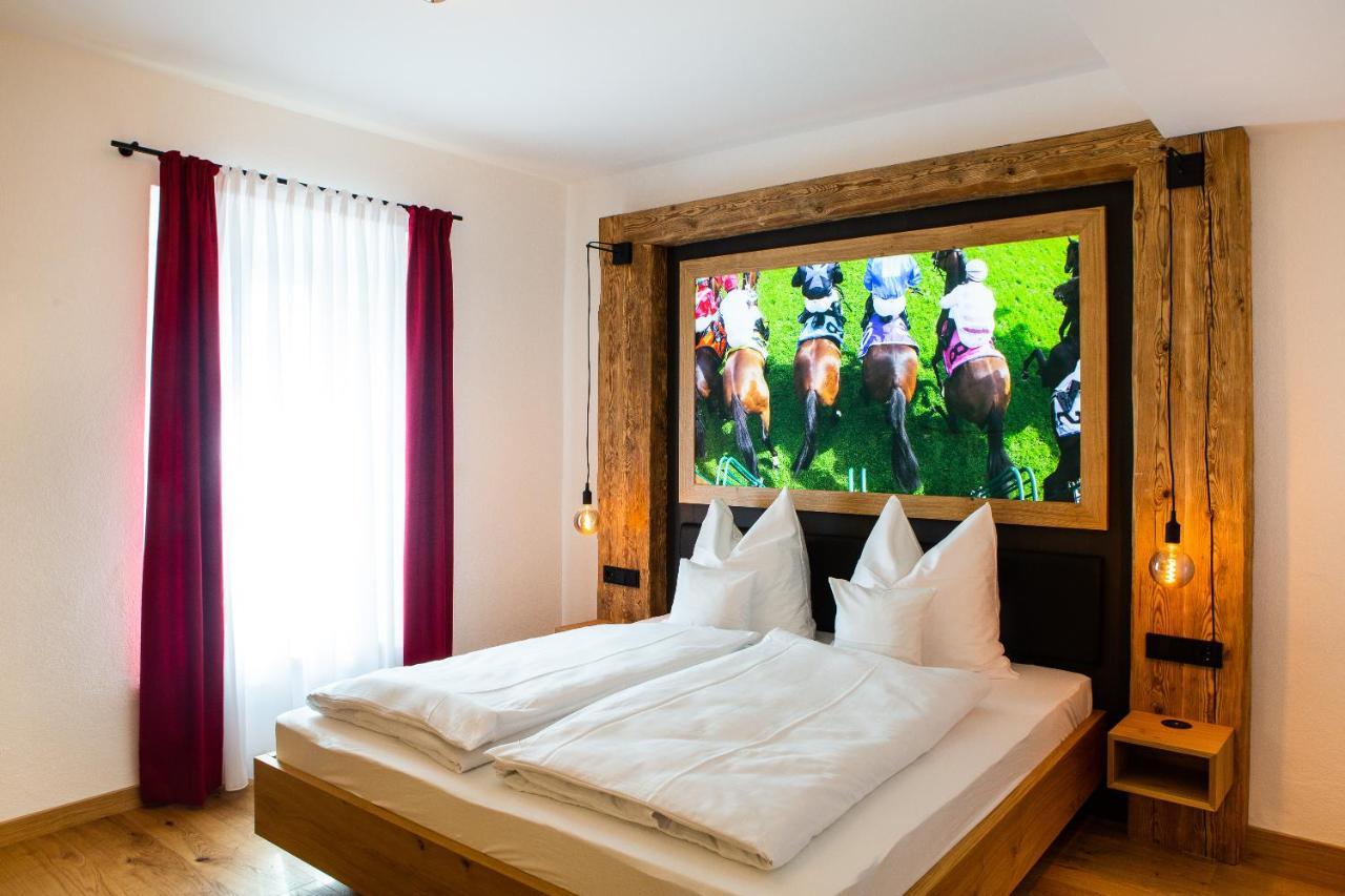 Gasthof & Hotel Bichler Emmering  エクステリア 写真