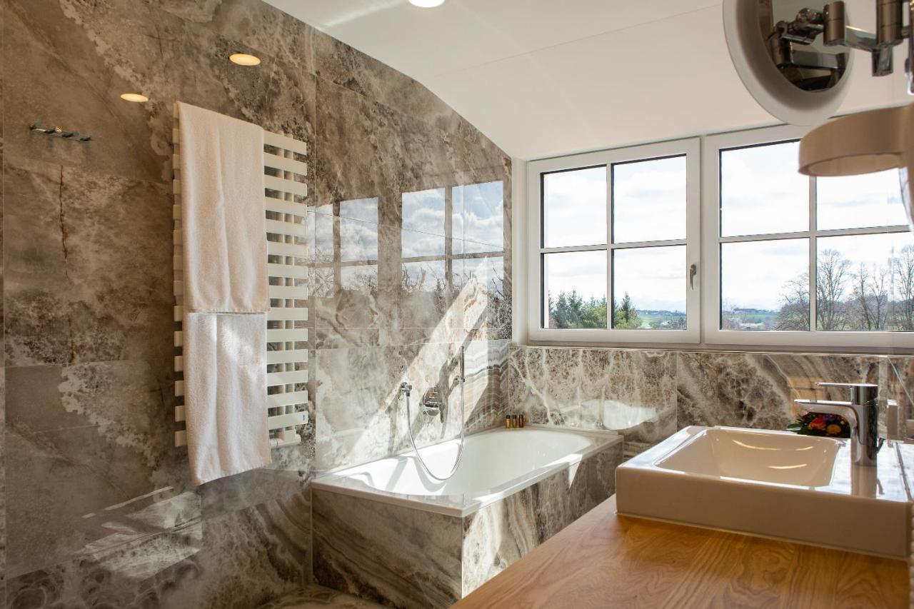 Gasthof & Hotel Bichler Emmering  エクステリア 写真