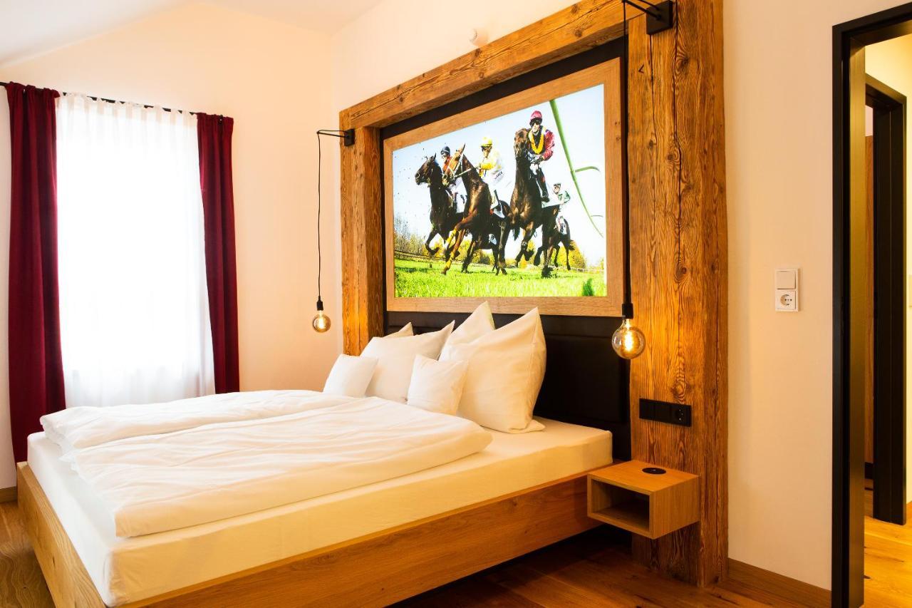 Gasthof & Hotel Bichler Emmering  エクステリア 写真